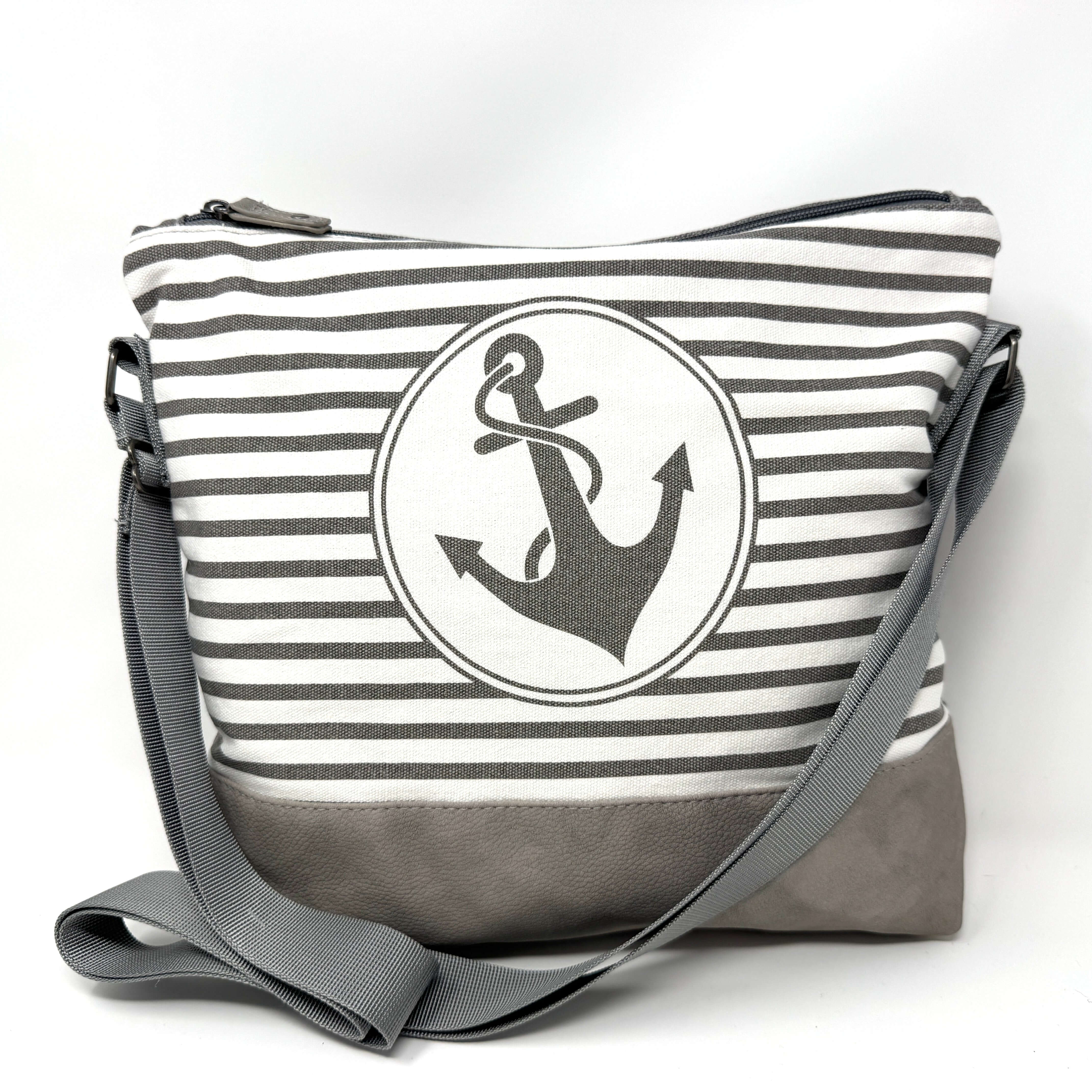 Maritime Umhängetasche mit Anker- und Streifen-Design, wasserabweisend & vegan, in mehreren Farben erhältlich